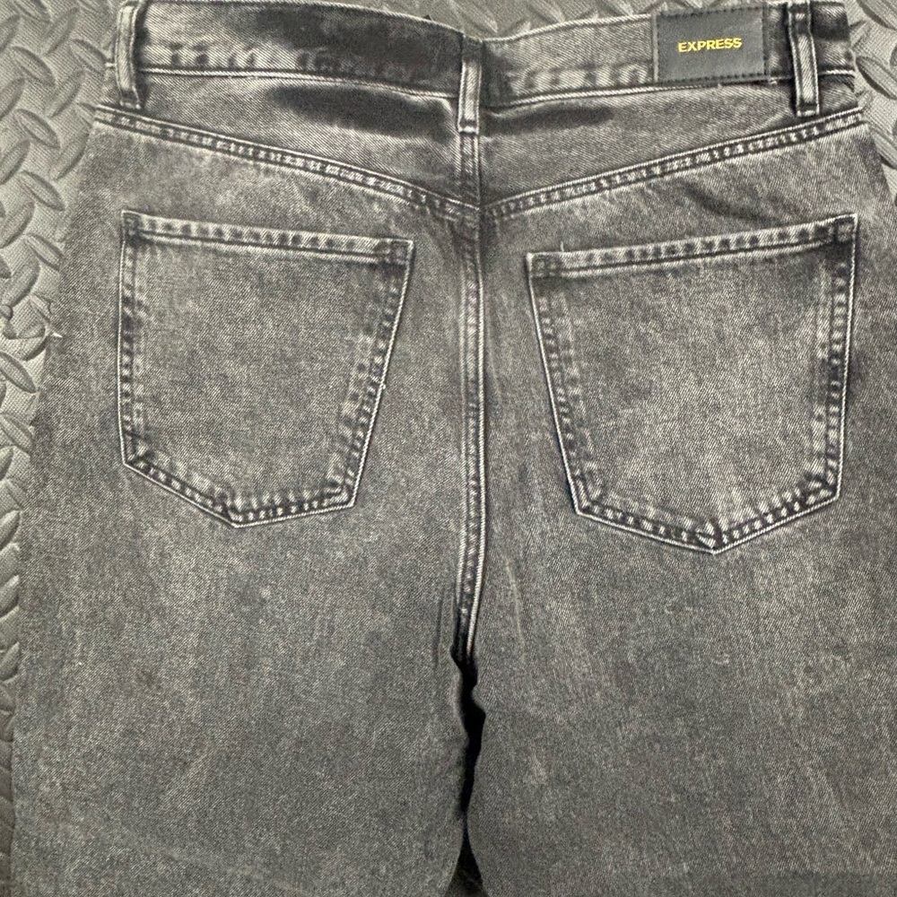 Express NWT Straight Ankle High Rise Jeans 12S Black Wash Distressed - Picture 14 of 16